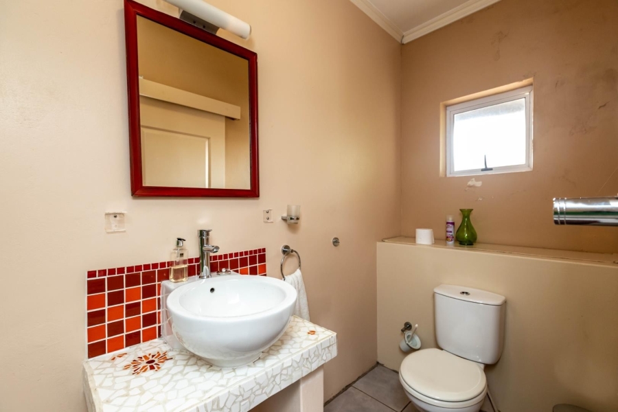 9 Bedroom Property for Sale in Nahoon Eastern Cape